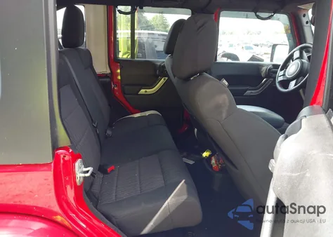 2012 Jeep Wrangler Unlimited Sahara из США, поврежденный, VIN 1C4HJWEG3CL215710